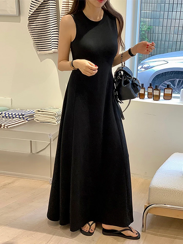 シックな夏のシンプルなエレガンスラウンドネック露出ウエスト痩身ソリッドカラー多用途ロング A ラインドレス女性のファッション
