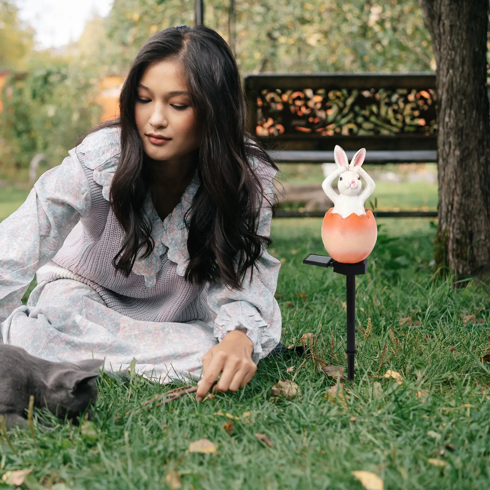 

Solar Powered Bunny Light for Garden Lawn Landscape Decoration - Automatic Charge Daytime Glow Nighttime Waterproof LED Outdoor