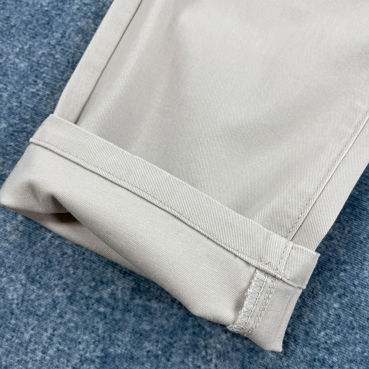 秋のメンズ新作 厚手 アメリカンレトロ ストレートパンツ 無地 ツイルパンツ