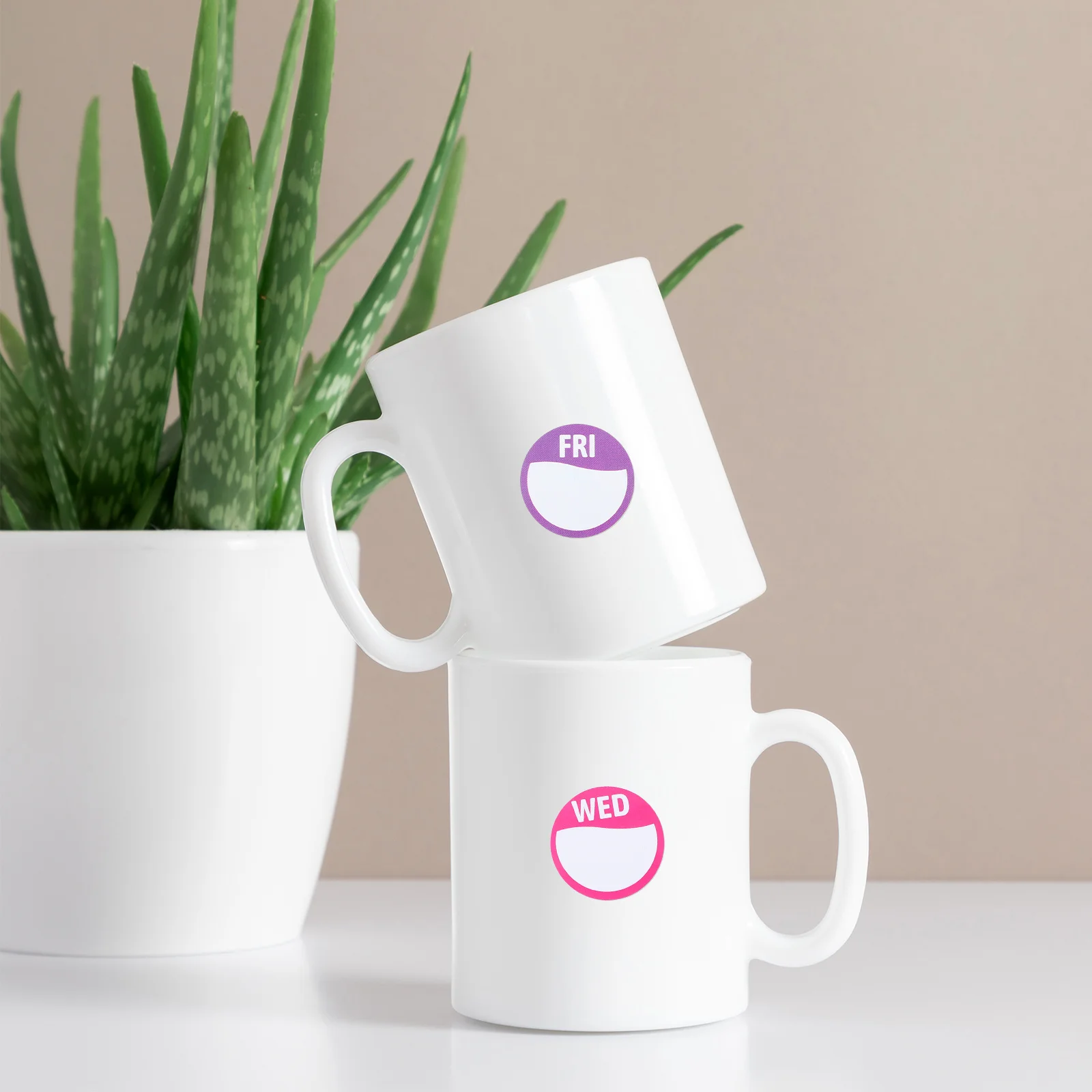 

7 Rolls Days of Week Stickers Date Labels for Food Packaging Monday to Sunday Label Dots Adhesive Week Stickers