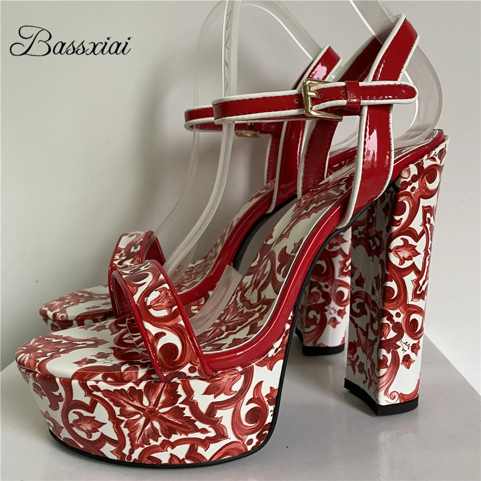 Luxury Print Flower Ankle Strap Sandals Women Patent Leather Chunky Heel High Platform Modern Summer Shoes For Girls