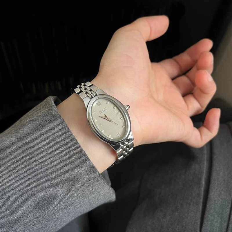 2025 waterproof quartz watch birthday gift light luxury classic trend women's watch elegant simple retro