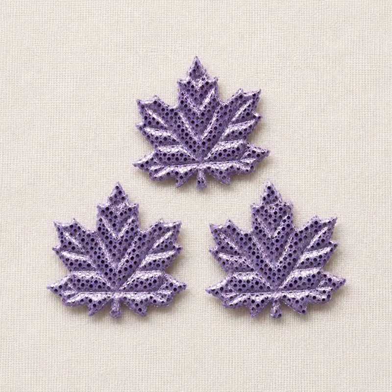 100 Stück 2 cm glänzende, glatte Ahornblatt-Applikationen, DIY-Haarspangen, Schmetterlingsknoten-Dekorationen, Haarklammern, Kleidungszubehör – Detail 9