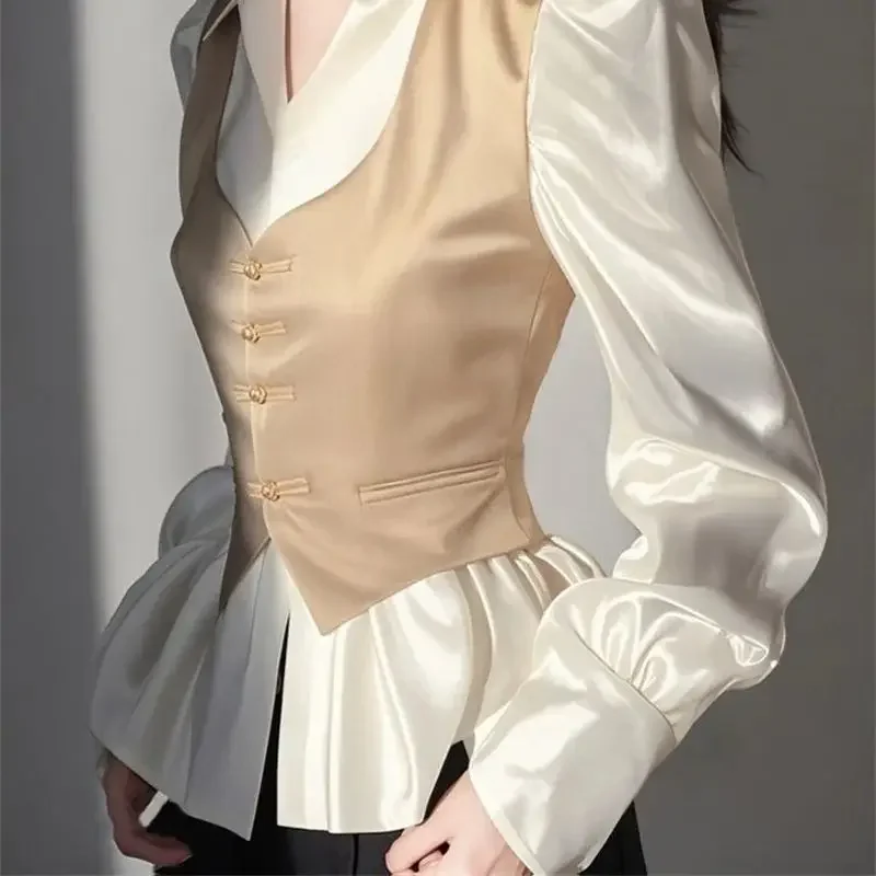 الكورية الضفدع أزرار قميص للنساء الكلاسيكية طويلة نفخة الأكمام كاذبة قطعتين الساتان قميص أنيق سليم المرقعة بلوزة