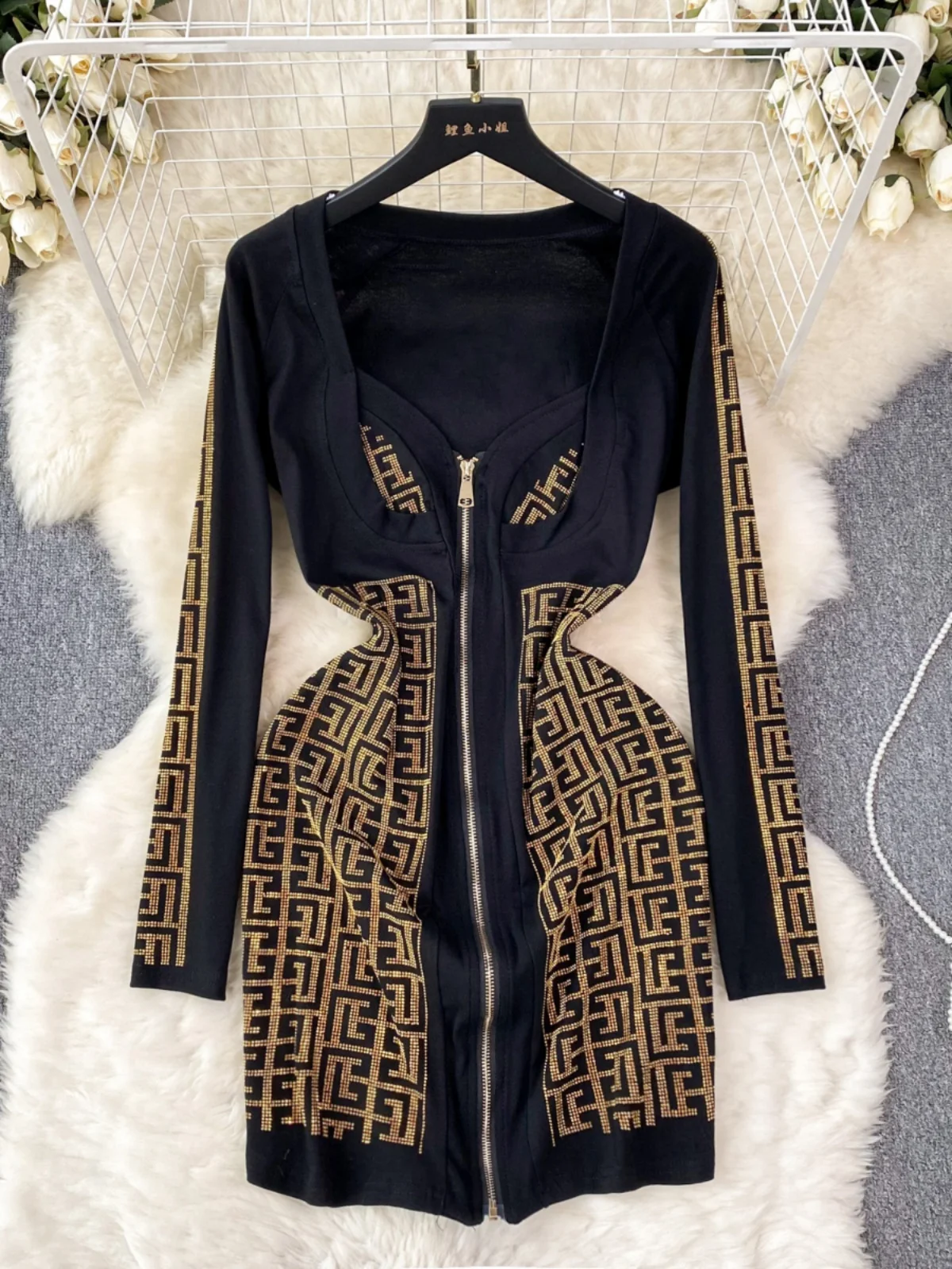 Elegant Heavy-Duty Rhinestone Geometric Print Slim Fit Long Sleeve Wrap around Bodycon Dress Korean Style Commute Dress