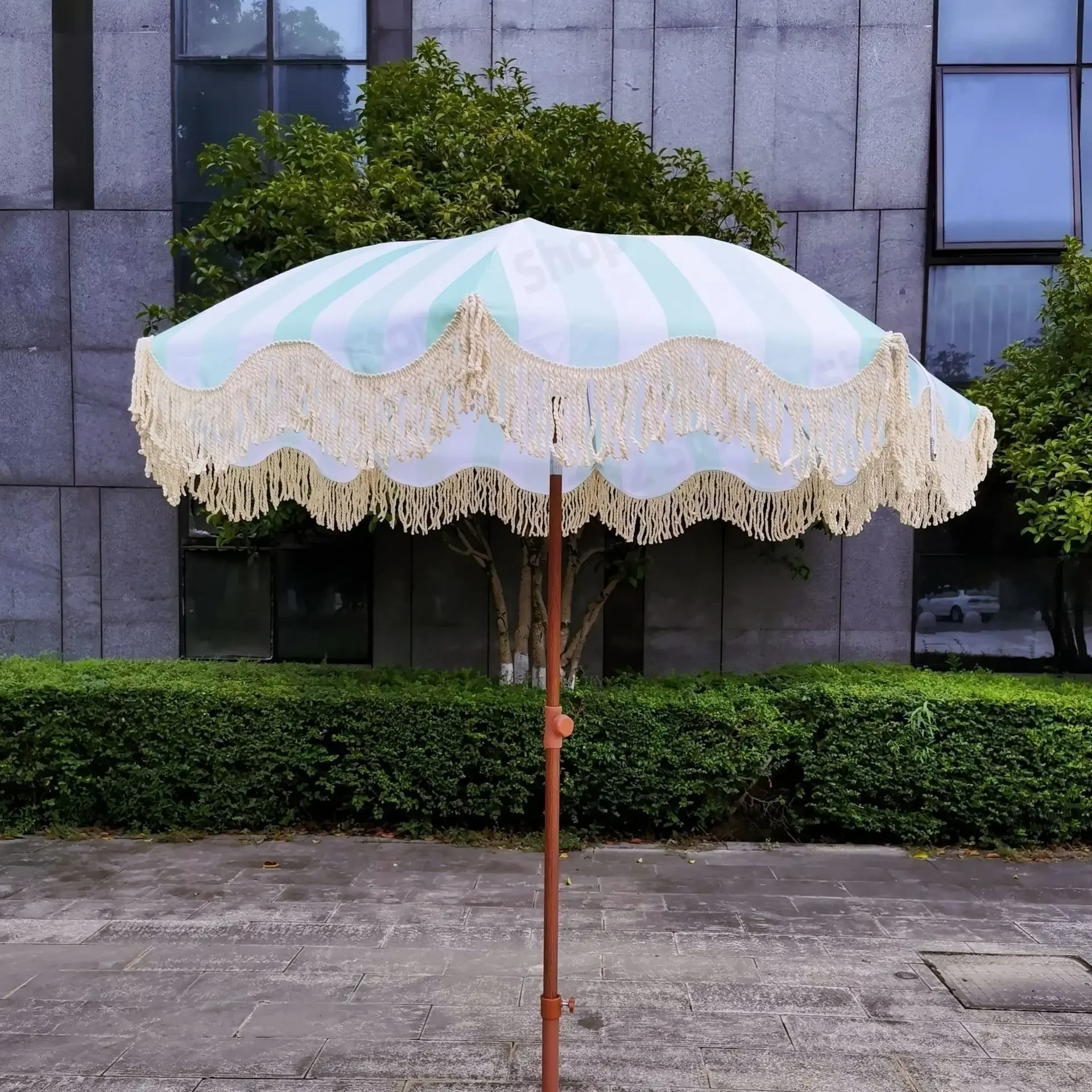 Striped Beach Umbrella with Tassel for Garden Courtyard Pool Pastoral Vacation Outdoor Sun Shading