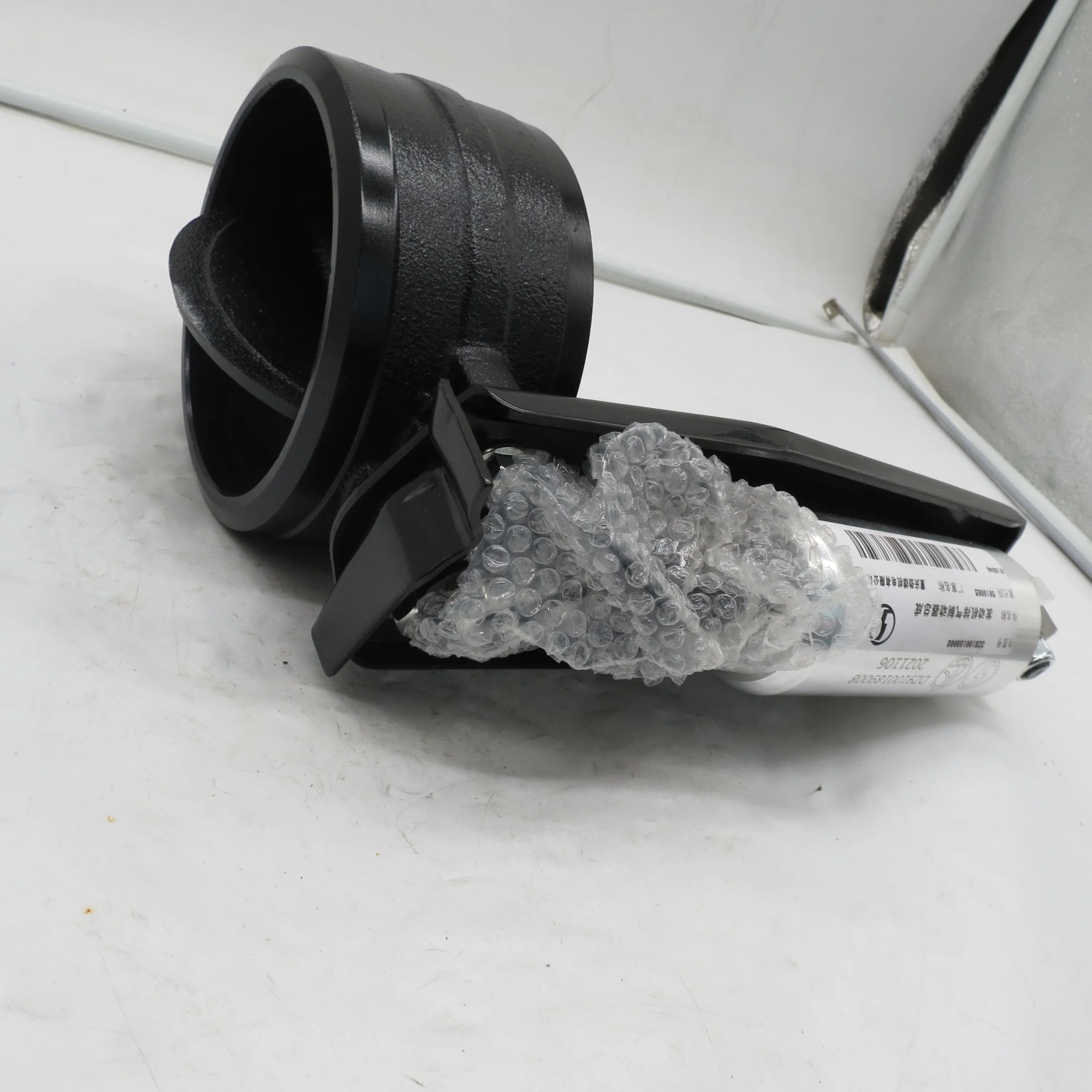 

Good Performance Trucks and Cars Auto Parts Exhaust Brake Assembly DZ9100189008