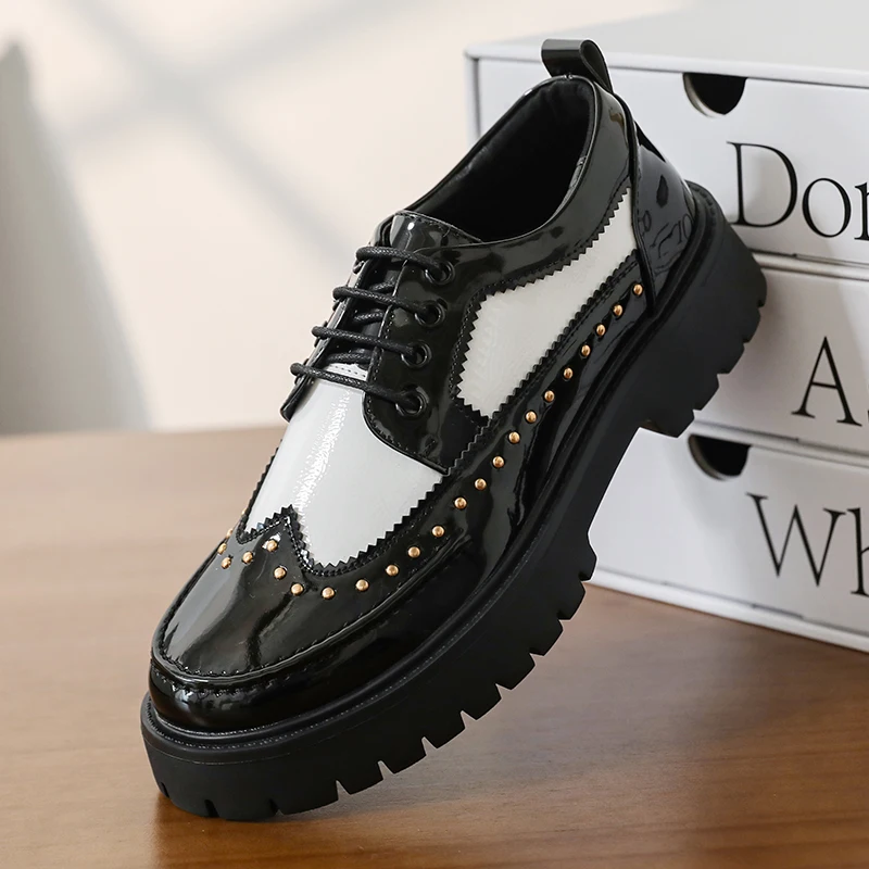 

Мужские повседневные офисные деловые оксфорды, модельные туфли на толстой подошве, мужские уличные свадебные туфли из лакированной кожи для джентльменов, модные