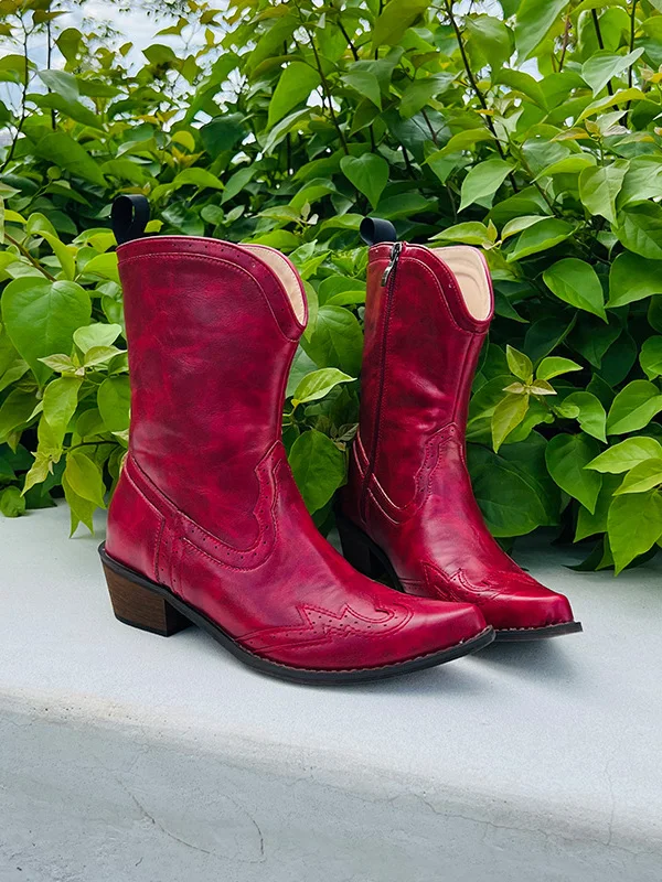 

Retro Genuine Leather Short Western Boots Women's Pointed Toe Embroidered Boot Versatile Fashionable Comfortable Boot