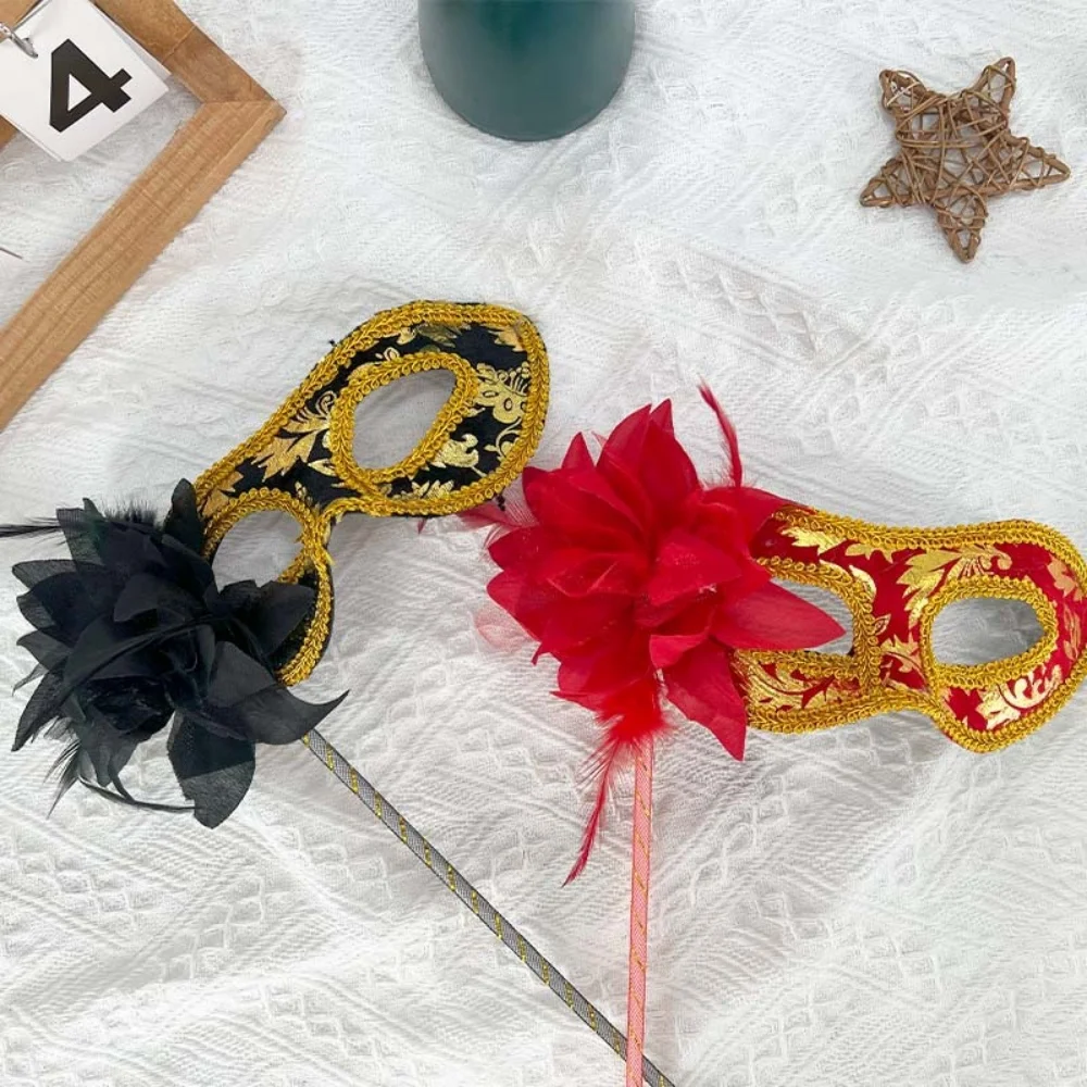 Handheld Gold Flower Mask Princess Half Face Mask Party Sexy Dress Wear Matching Mask Cosplay Props Accessories For Women