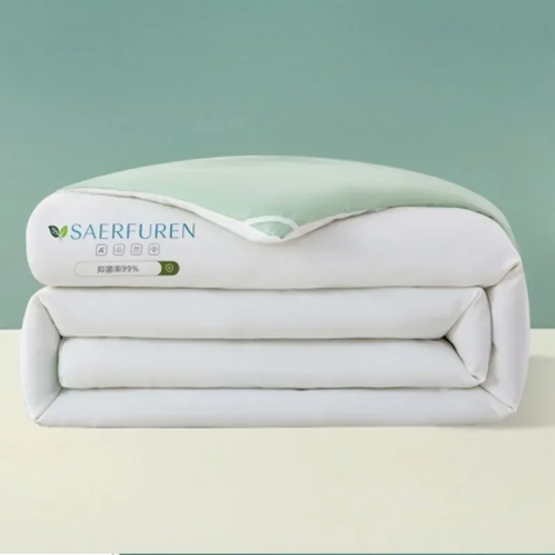 

Artfully - Constructed Delicate Summer Quilt - Ideal for Mid - Day Rest with Elegant Appeal