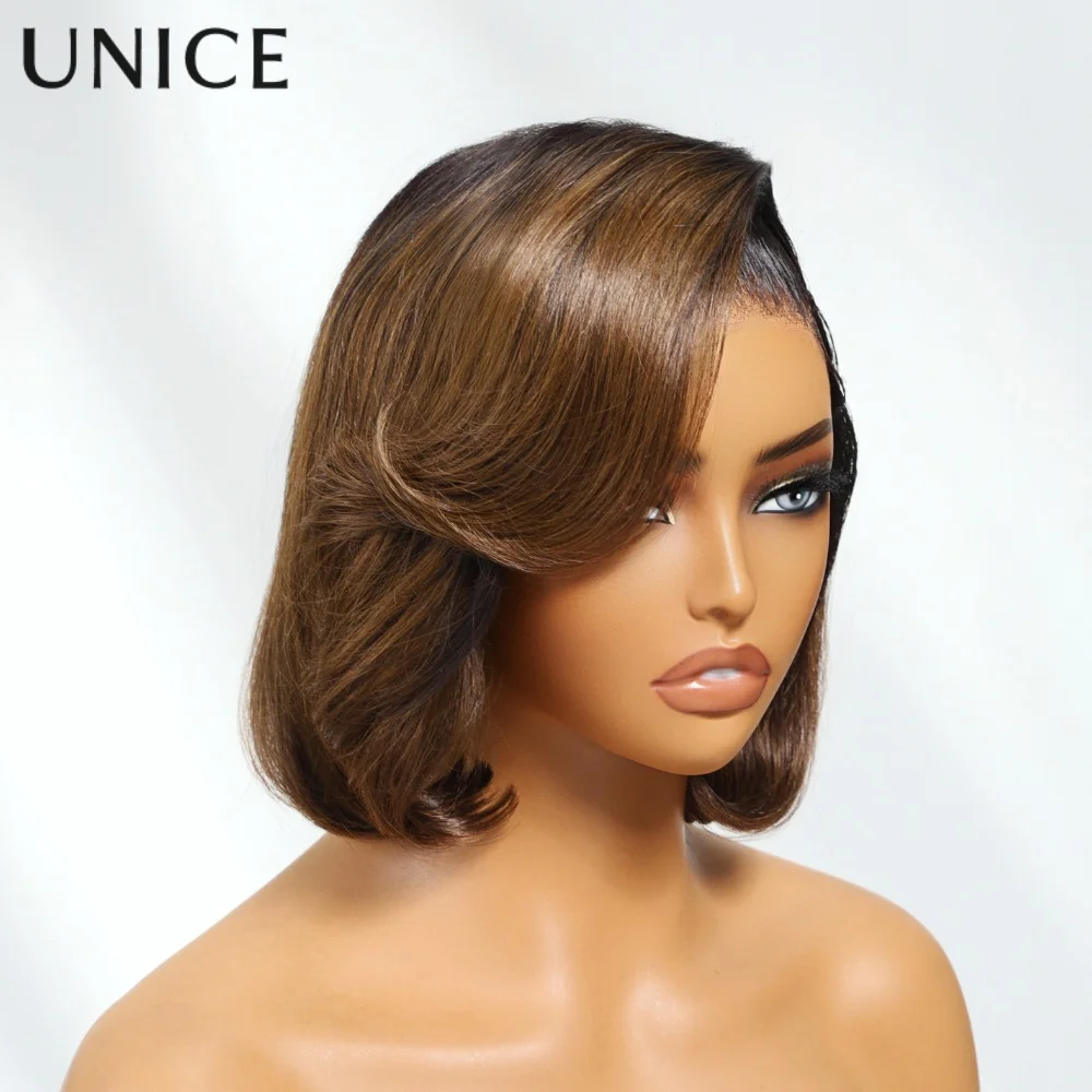 วิกผมบ๊อบสีน้ำตาลอ่อนแบบมีแสกข้าง ยี่ห้อ UNice ทำจากผมแท้ พร้อมโคนสีดำ  แบบมีเชือกผูก  ขนาด 7x5  ผ้าลูกไม้  ตัดแต่งทรงแล้ว  ฟอกสีแล้ว  ไม่ต้องใช้กาว  ความหนาแน่น 150%