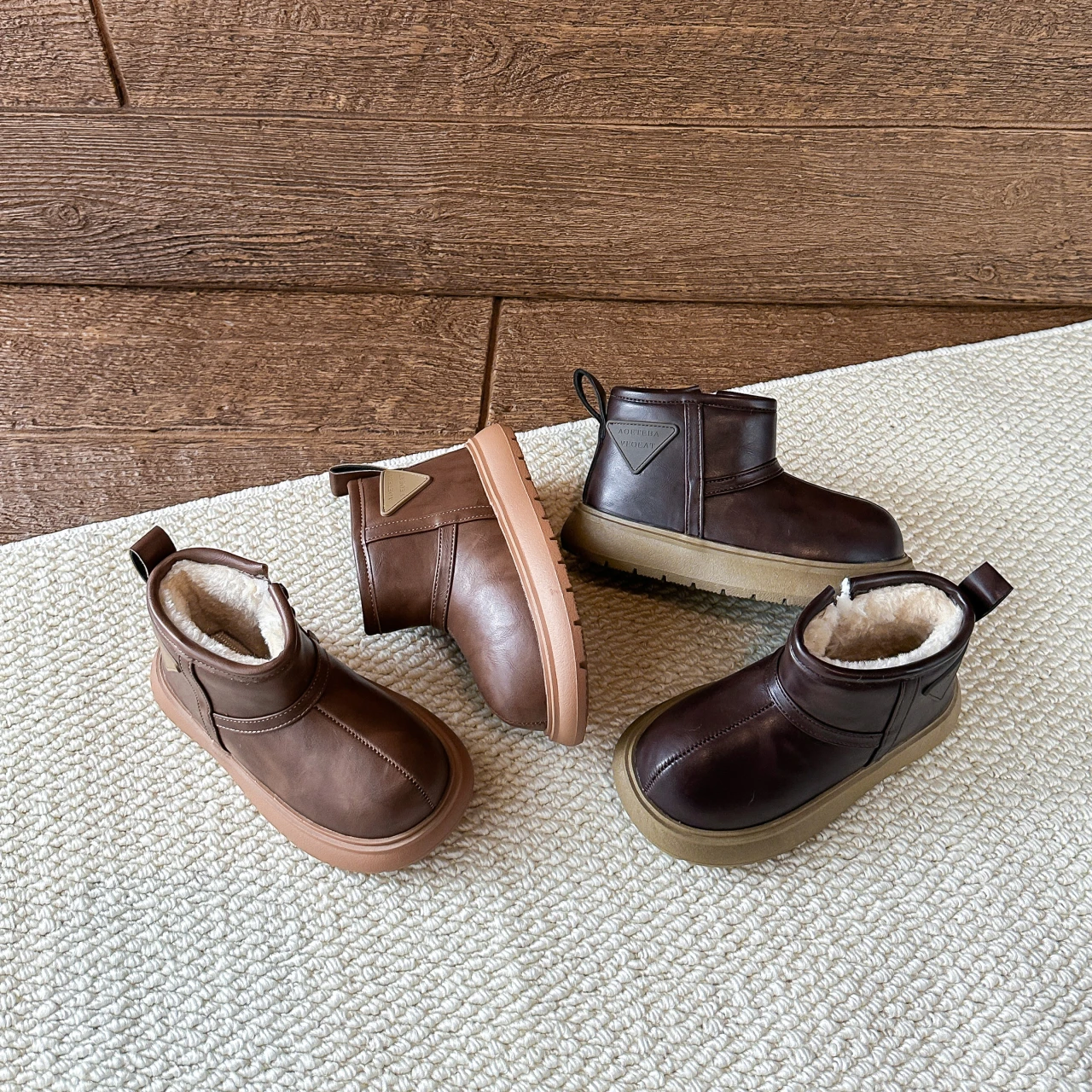 أحذية ثلج للأطفال مصنوعة من الجلد المقاوم للماء بين الوالدين والطفل للأولاد والبنات، أحذية قطنية سميكة دافئة وقطيفة بنعال سميكة