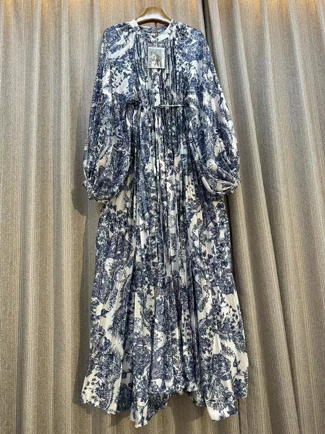 Robe plissée imprimée française pour femme, robe trapèze rétro, simple boutonnage, manches longues, vêtements de fête décontractés, automne, 2024