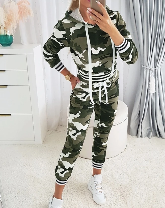 Camouflage Print Striped Hooded Sweatshirt & Sweatpants Set for Woman 2023 Autumn and Winter New Fashion Pants Suit Two Piece