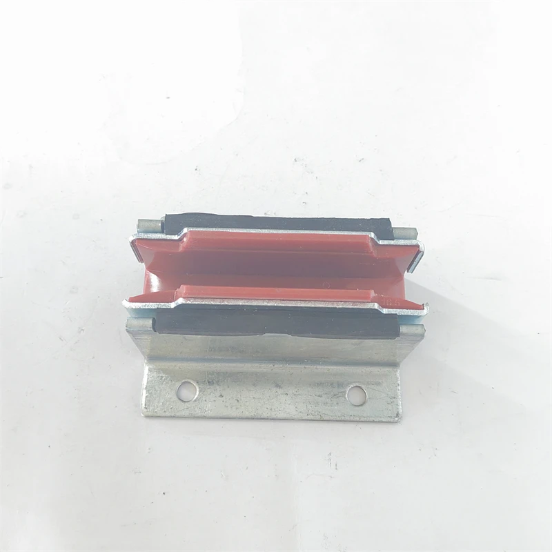 Chaussure de guidage d'ascenseur KM 51000110 V010 pour rail 16 mm