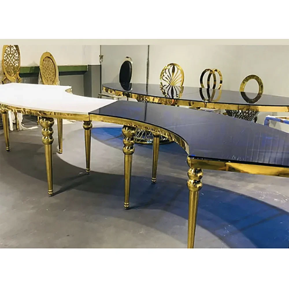 Factory Direct S-Shape Serpentine Gold Wedding Furniture Dining Table and Chairs Suitable for Wedding Events