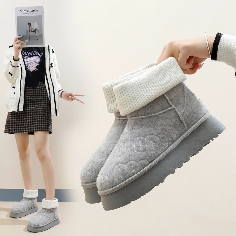 

Зимние ботинки нового стиля в корейском стиле 2025 года с изоляцией, толстым верхом, повышенной высотой, удобная и теплая хлопковая обувь