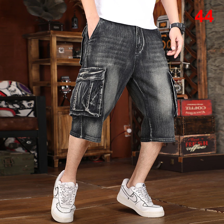 Vintage Jeans Men Calf-Length Denim Pants Plus Size Fashion Casual Multiple Pockets Cargo Jeans Male Summer Short Pants