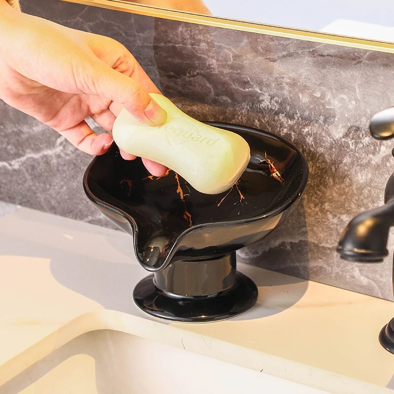 Luxury Ceramic Soap Dish with Gold Pattern Slanted Drain Tray for Hotel Restroom Bath Sink Vanity Home Use Water Filter Plate