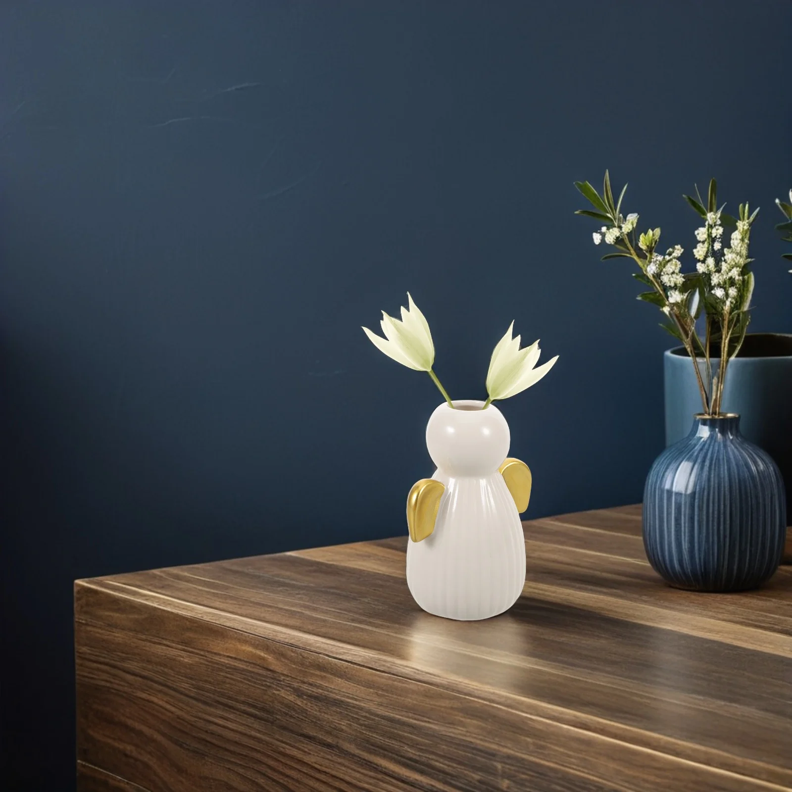 

Angel Shaped Vase Ceramic White Glazed Finish Safe Display Nursery Bedroom Desk Flower Vase for Dried Roses Pampas Grass