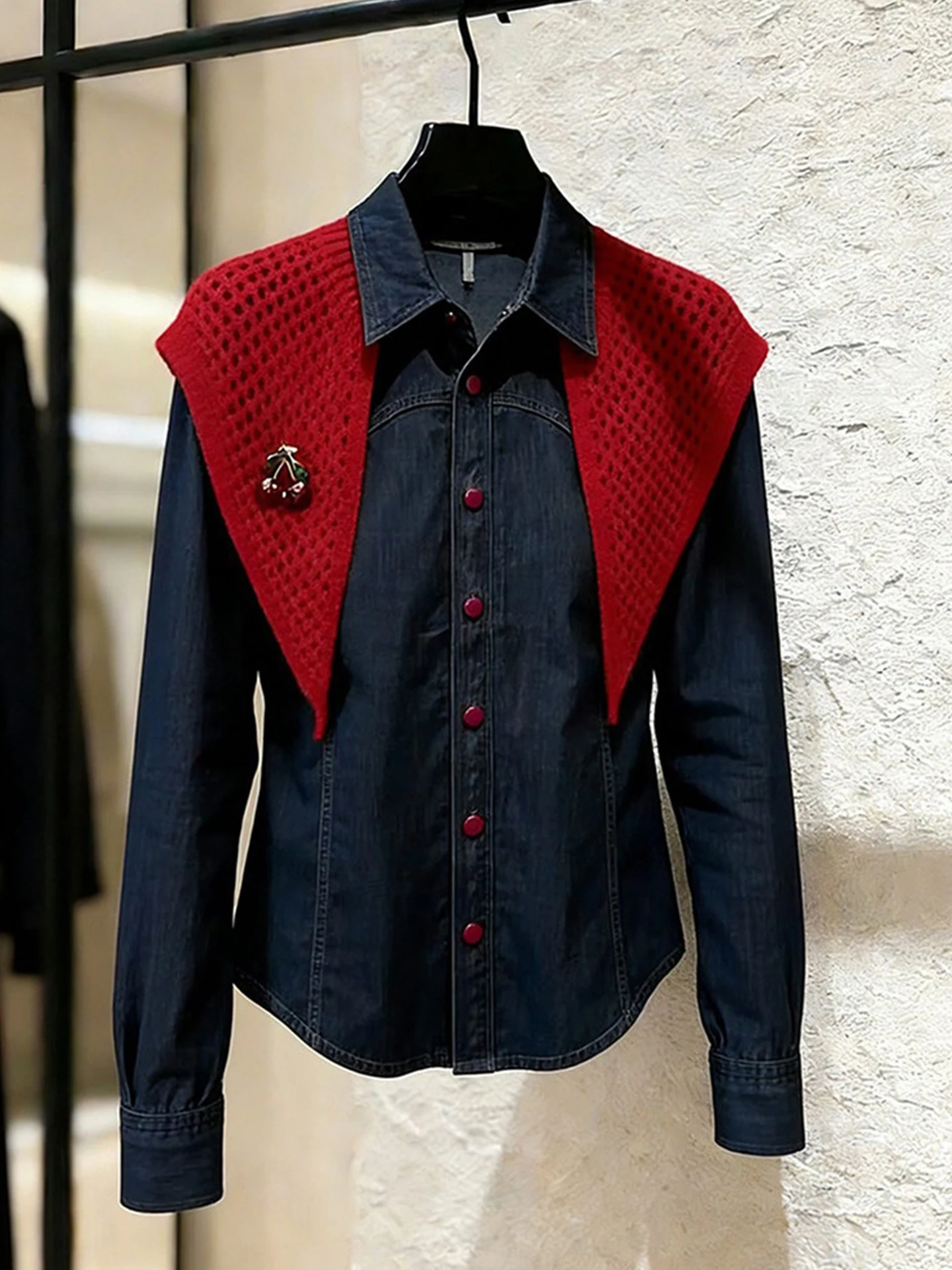 

Soft Long Sleeve Neck Denim Shirt Women's Spring 2026 Comfortable High End Fashionable Commute Style Korean Version Shirt