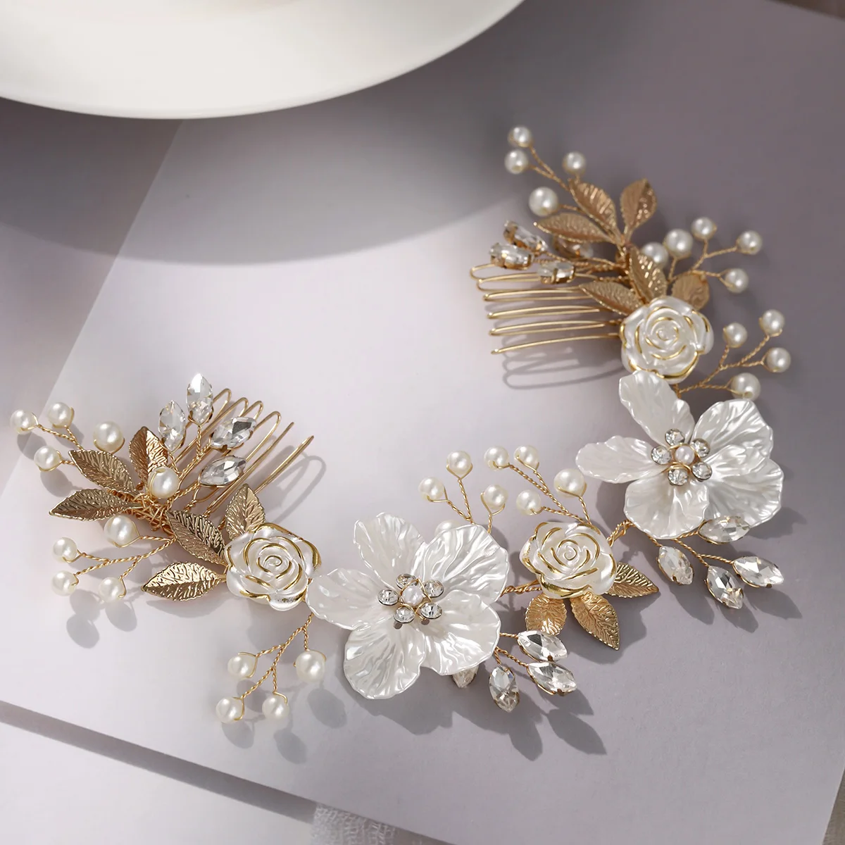

Акриловый цветок, свадебный аксессуар для волос, классический жемчужный лист, женская расческа для волос, роскошный головной убор с кристаллами, подарки подружке невесты