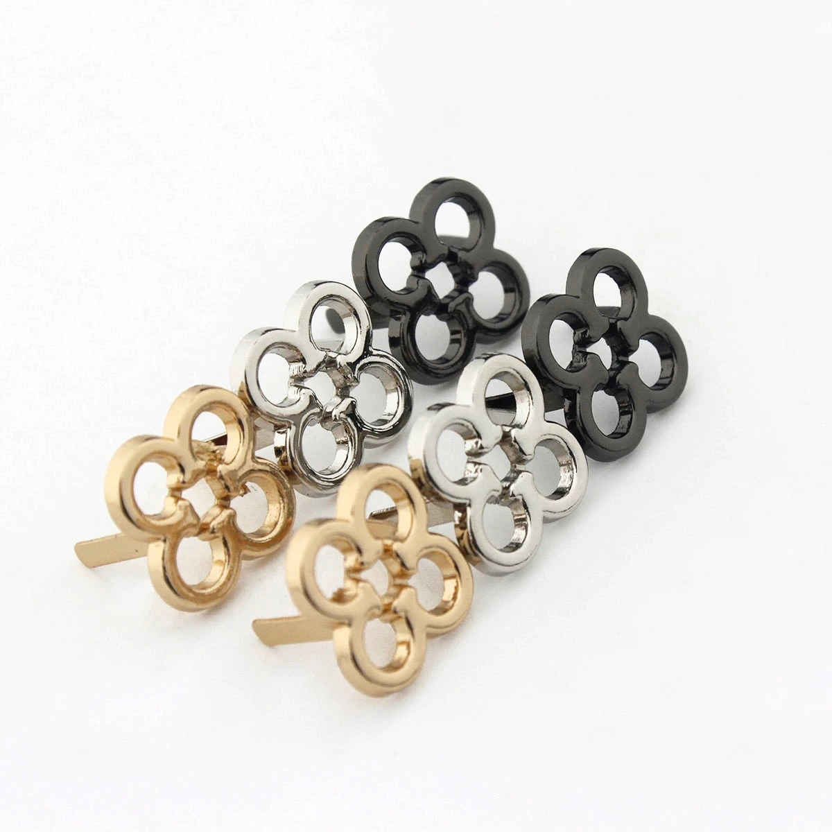 2pcs Metal Flower Shape Decorated Buckle Bag Fashion Clip Buckle Hardware for Leather Craft Bag Handbag Shoe DIY Accessories