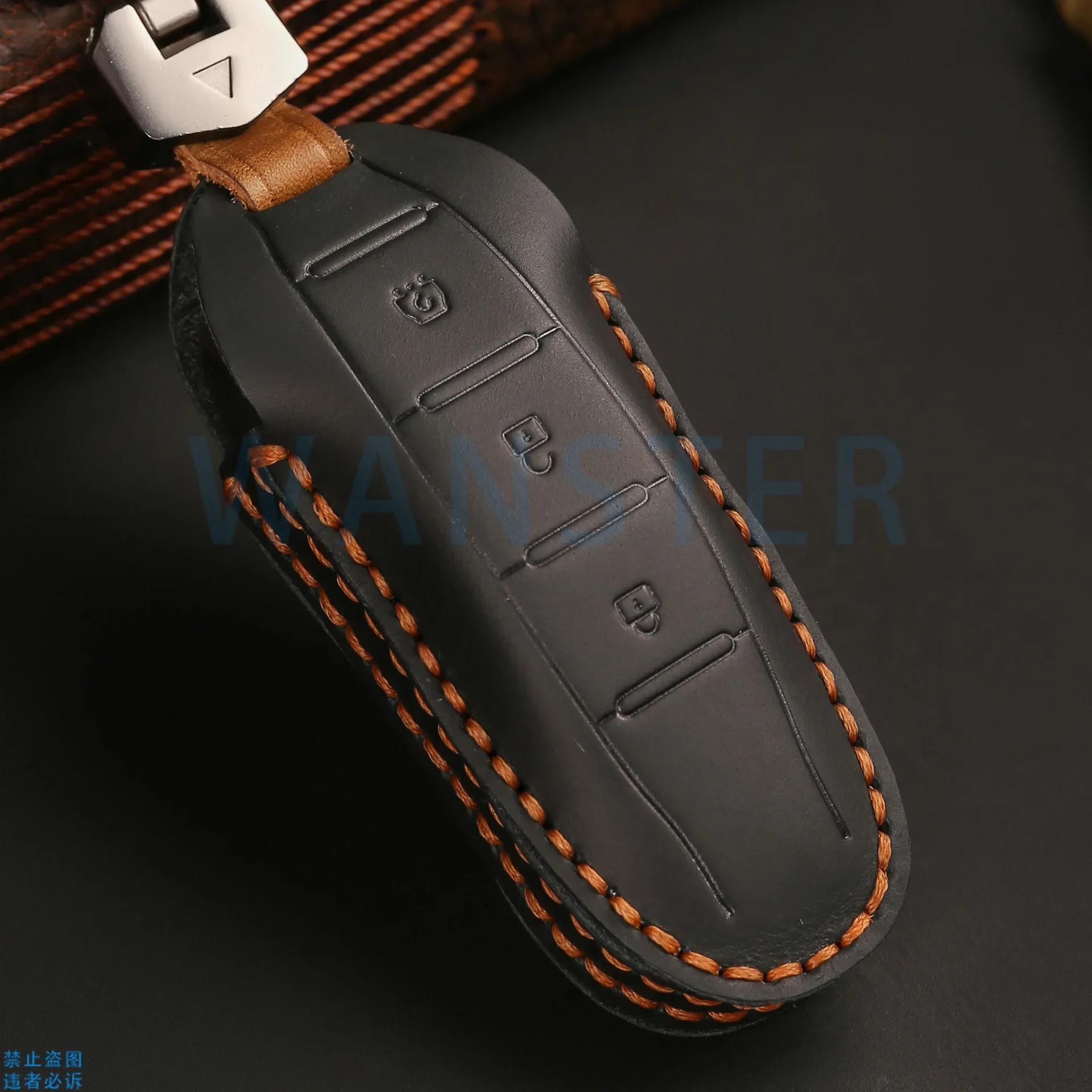 3 BOTTONS Leather Car Key Case Cover for DFSK Dongfeng Fengon 580 Sf5 Hev 2021 2022 Glory Ix7 Ix5 Seres 3 Accessories