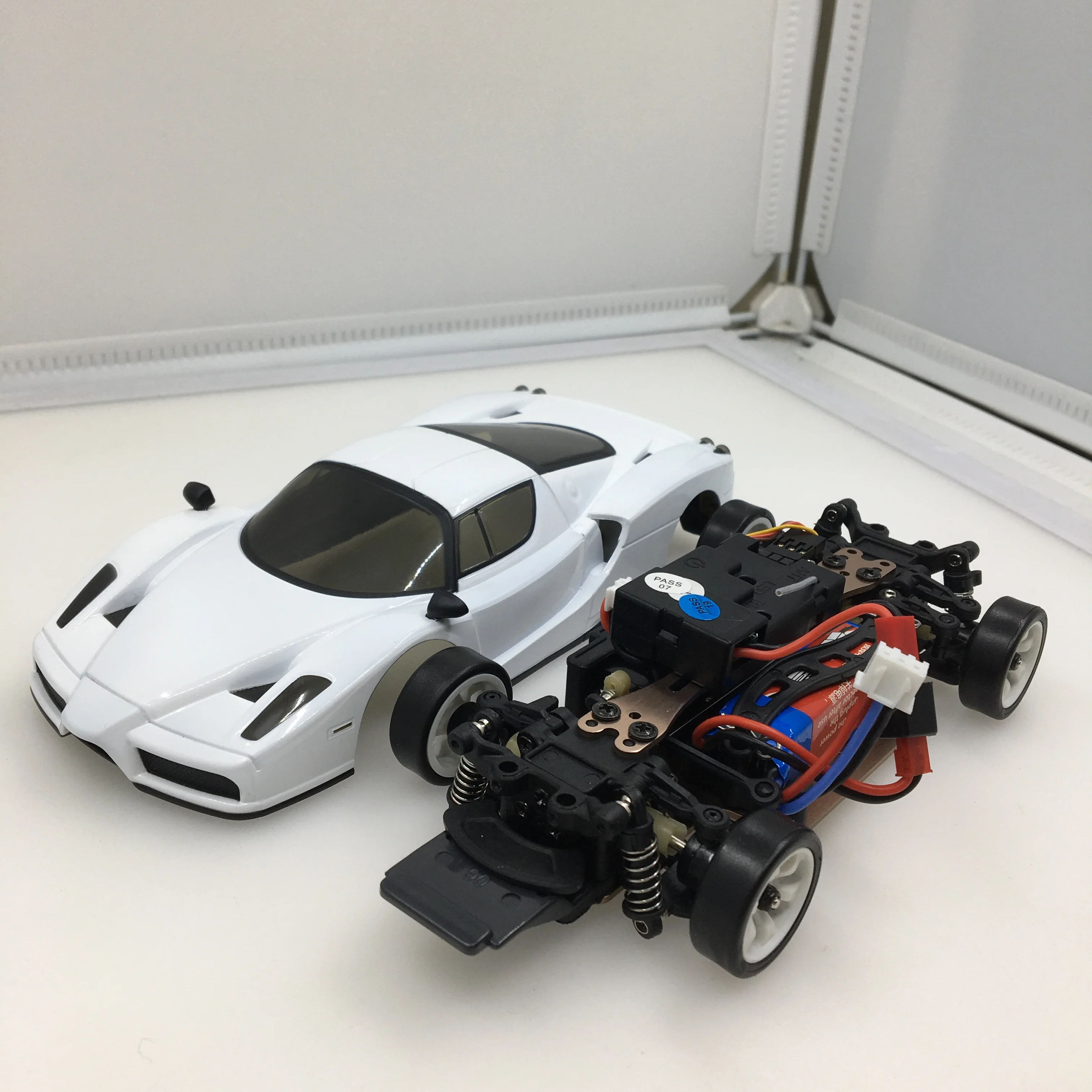 1/28 RC Car  WLtoys K969  2.4G Remote Control AWD Offroad Race Car 30KM/H  Drifting  Toys with Plastic car shell