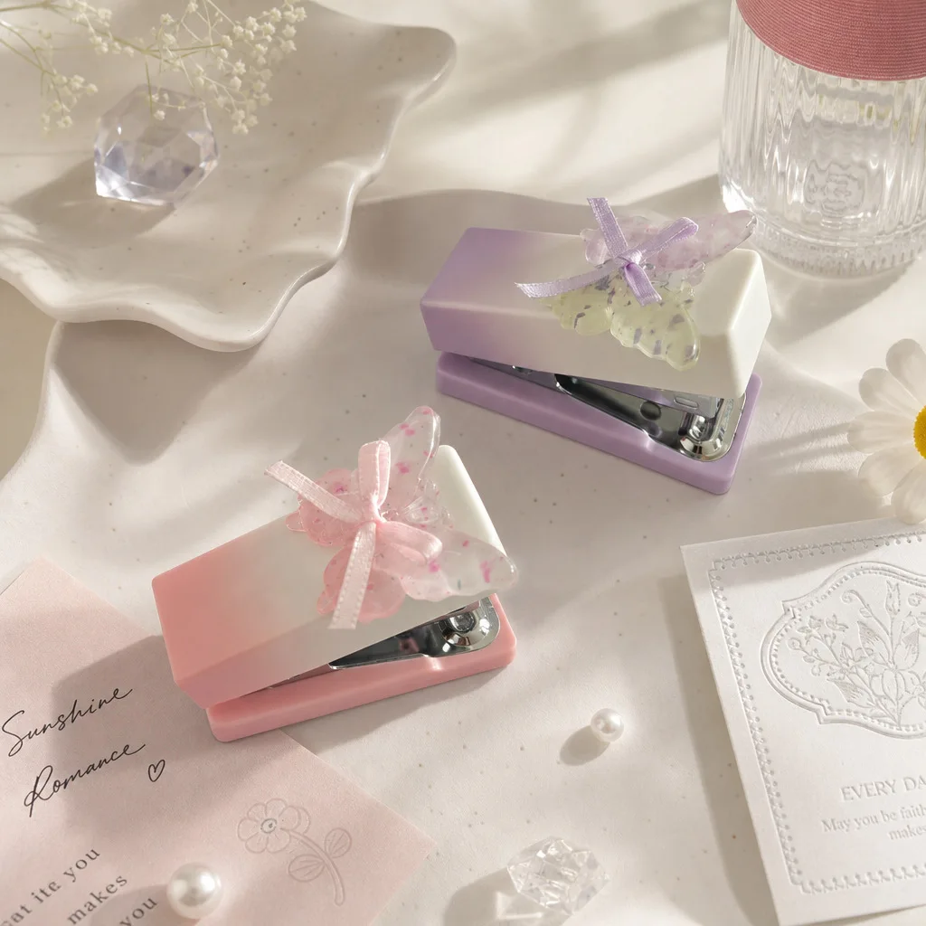 New Cute Mini Butterfly Stapler for Students and Office Use, Portable Small-Sized Stapler Wholesale Stationery Class Reward Gift
