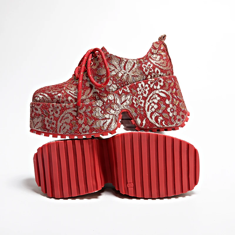 Red Ethnic Style Banquet Shoes, Thick Soled Height Increasing Shoes for Women, 2026 New Spring Ethnic Embroidery Single Shoes