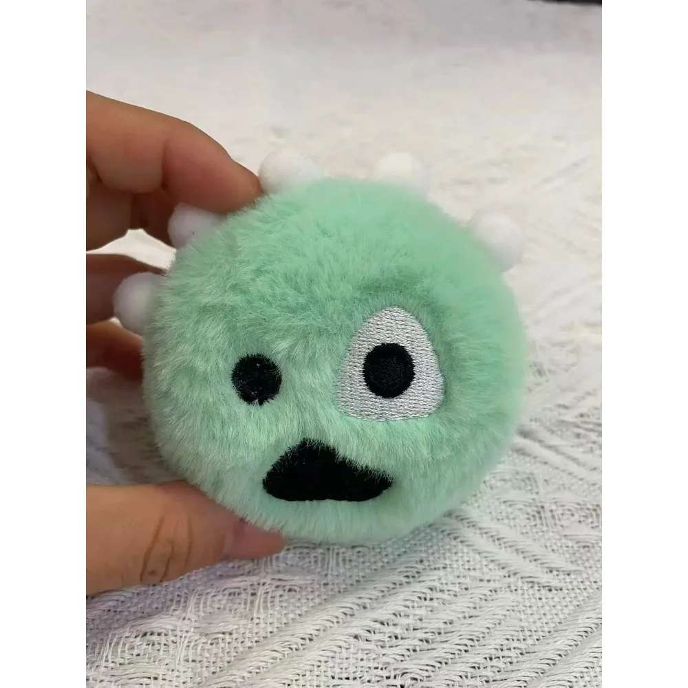 قلادة كرة كورتيسبال القطيفة مع نفس كائن قطيفة وقبيح ولطيف حولها، سلسلة معلقة، هدية حقيبة المروحة، مارتن كونو جوشون