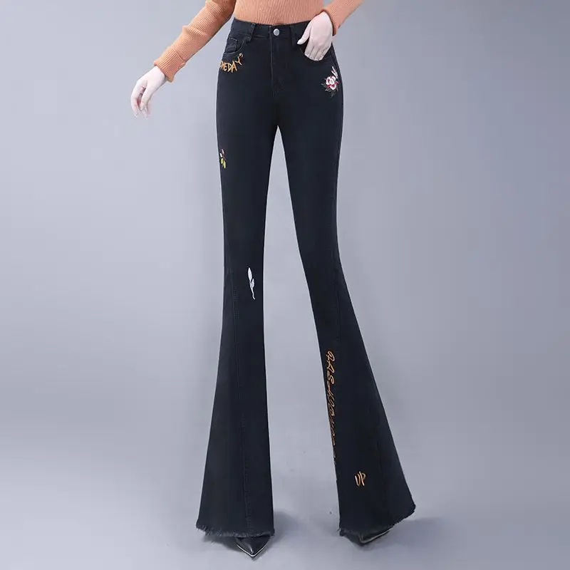 Fashion Korean Women Simple Casual Flare Jeans Spring Autumn New Black Embroidery Letter Office Lady Casual Straight Trousers