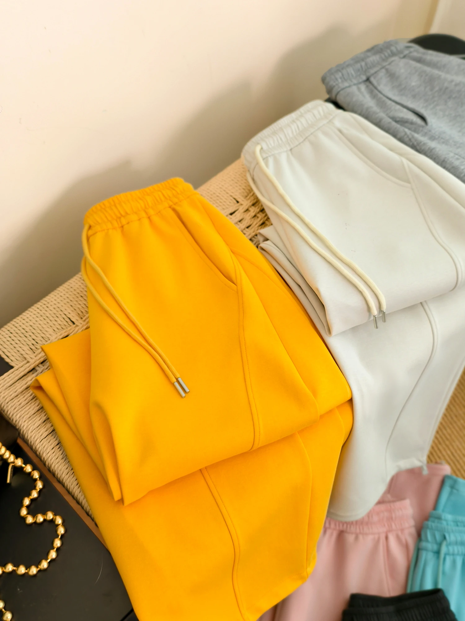 

Эстетичные повседневные брюки из хлопка и полиэстера с эластичным поясом для женщин, двойного назначения, свободного кроя, для ежедневной носки, комфортные, гладкие