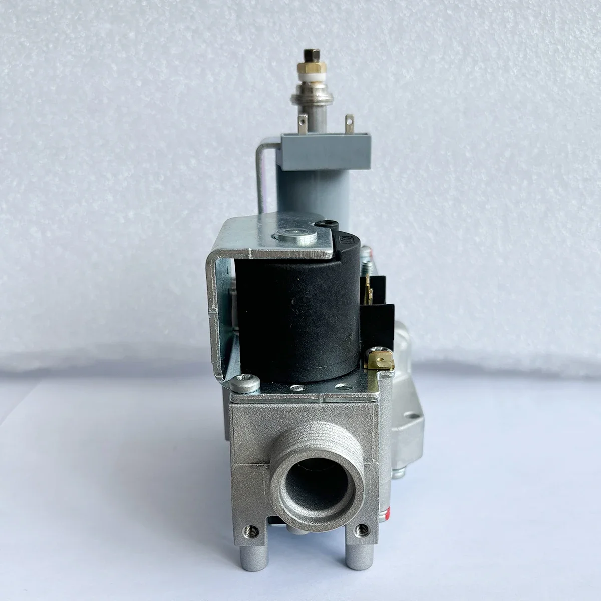 1 قطعة VK4105M5090 1 صمام الغاز النسبي لاستبدال فرن معلق على جدار الغاز