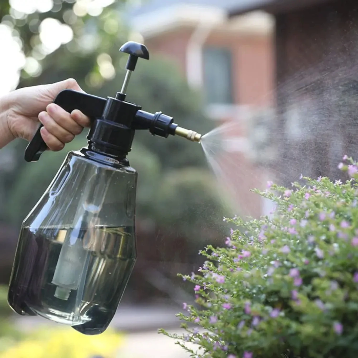 1.5LHousehold Irrigation Spray Bottle Convenient Watering Fogger Bottle Plant Atomization Watering Bottle Watering Machine