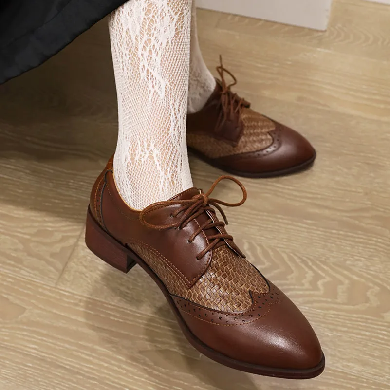 

Hot Plus Size Flats Shoes Women Genuine Leather Oxford Shoes for Women British Style Custom Shoes Lace-Up Brogue Leather Shoes