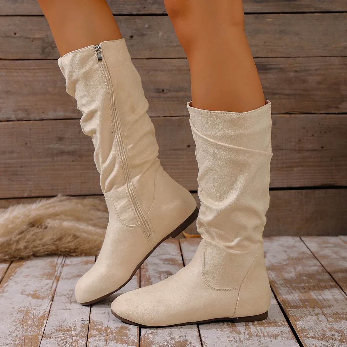 

2025 New large-sized side zipper flat casual fashion women's boots, flat boots, high-top boots, pleated fashion boots