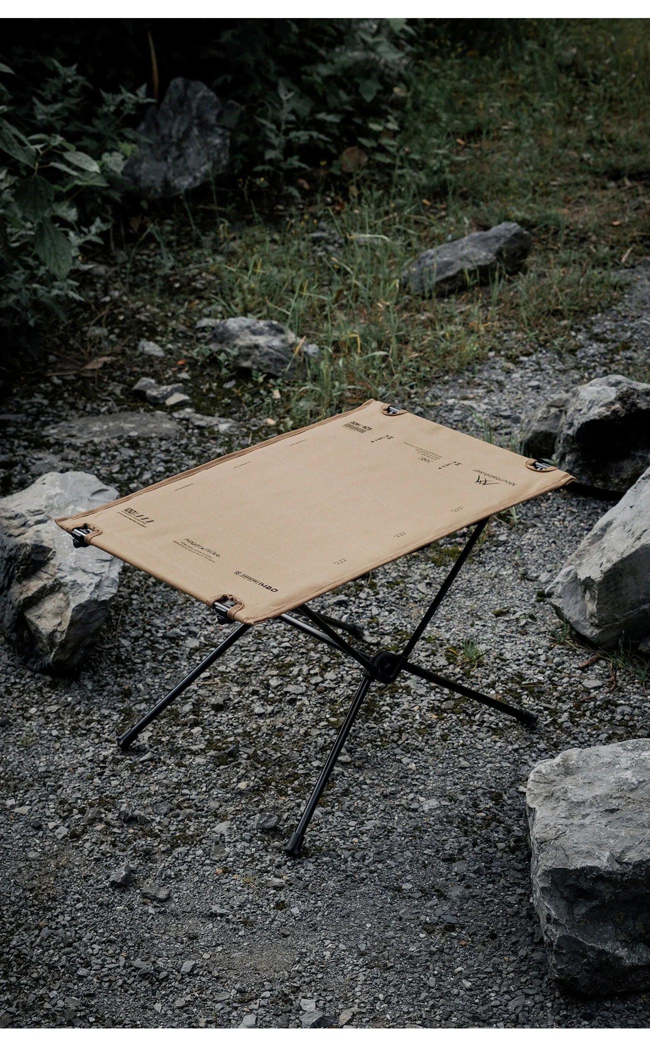 Leichter Tragbarer Oxford-Stoff Klappbarer Campingtisch mit Aluminiumlegierung Tischbeinen für Picknick Outdoor Reisen – Detail 14