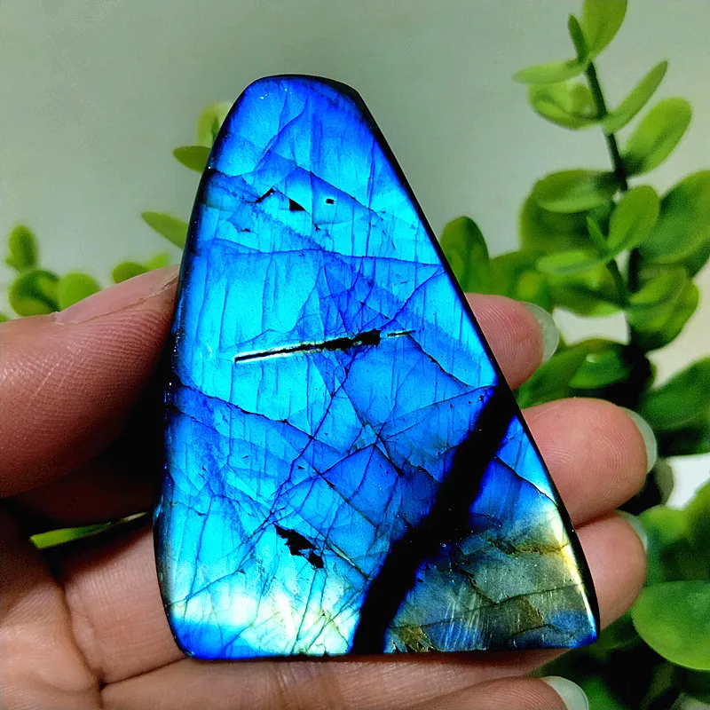 Small  Natural Stone Blue Labradorite Crystal Freeform Witchcraft Meditation Energy Feng Shui Crystal Room Decor