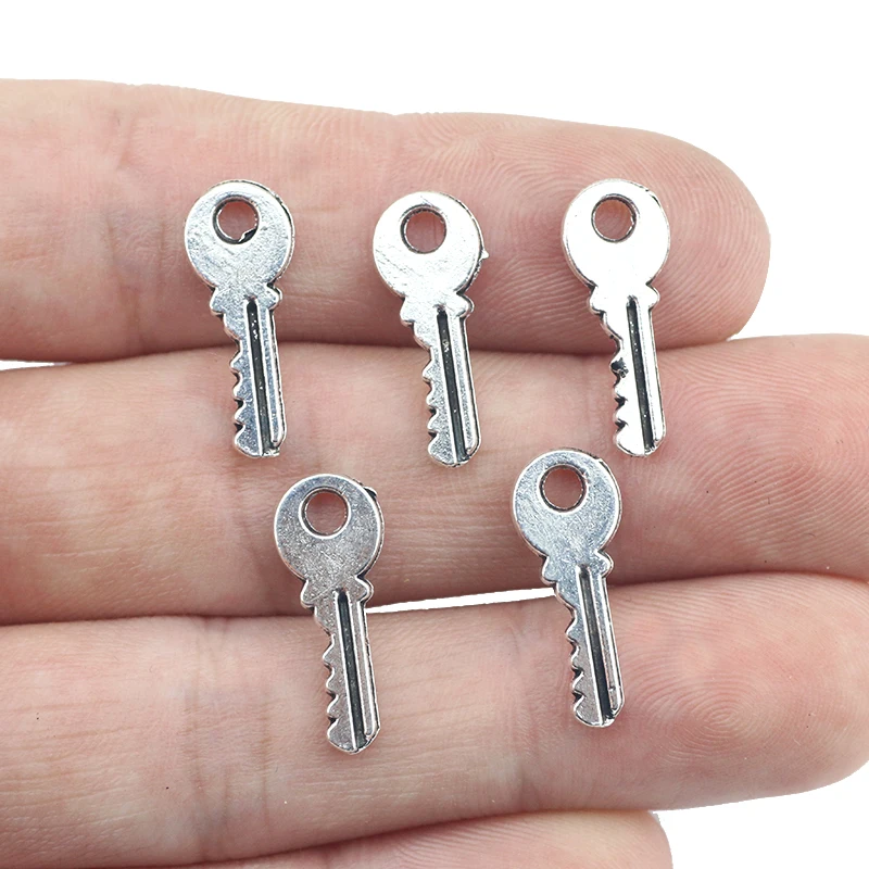 30pcs/lot 8*19mm Small Key Charm Antique Silver Color Allloy Key Pendant For DIY Keychain  Bracelet Jewelry Making