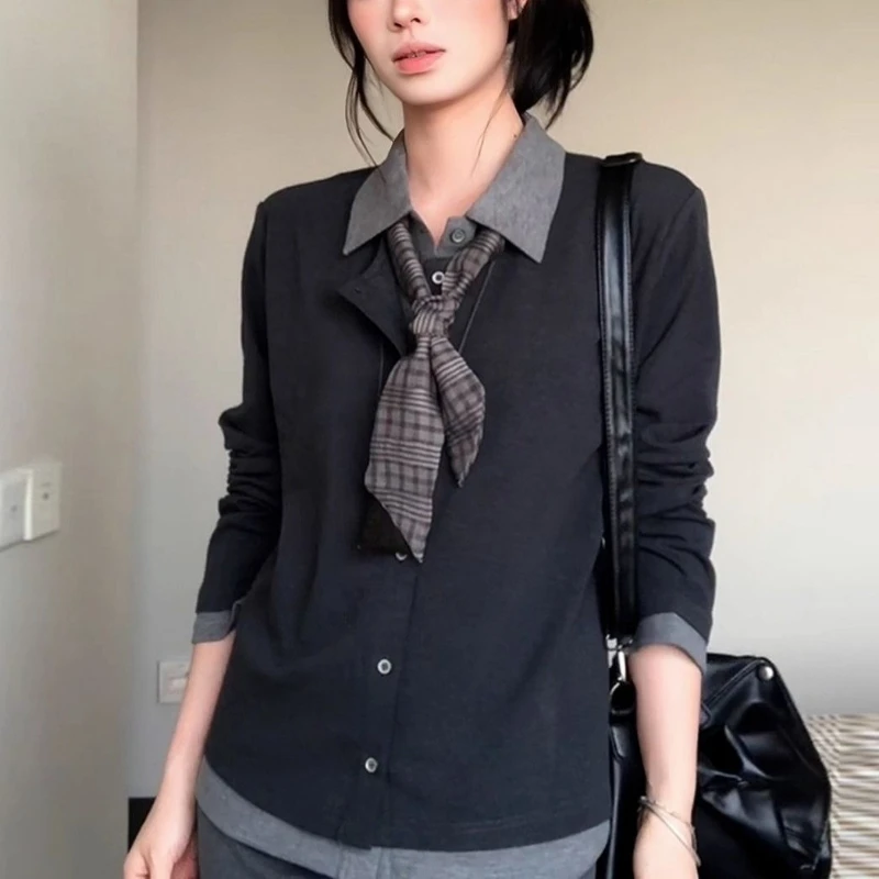 

Wearing Fake Two-piece Knitted Cardigan Women's Autumn Spliced Long Sleeved Top