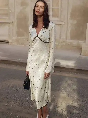 Fantoye सेक्सी वी-गर्दन मुद्रित पोल्का डॉट महिला मैक्सी ड्रेस सफेद लंबी आस्तीन पैचवर्क फीता पोशाक शरद ऋतु नई सुरुचिपूर्ण स्ट्रीटवियर 2025 6 best sales पोल्का डॉट ड्रेसेस - №6