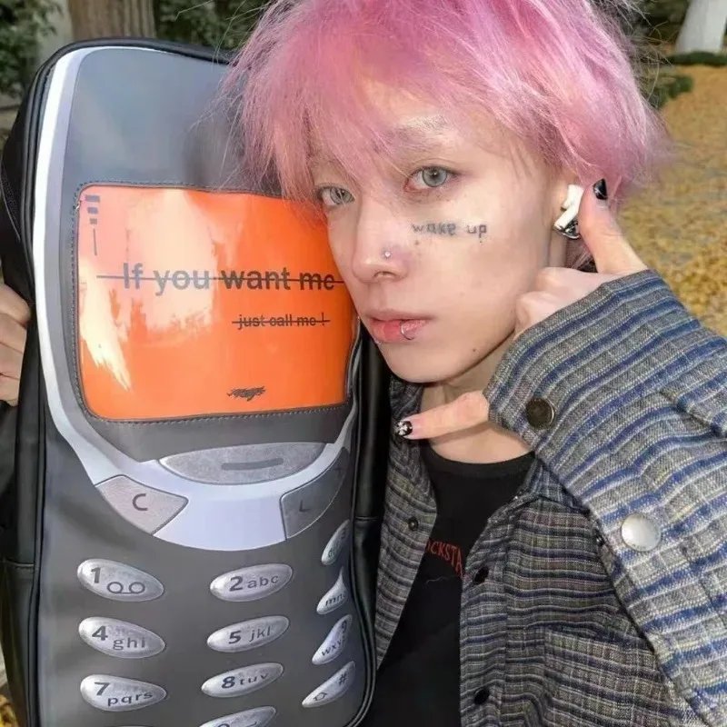 2025 Persoonlijkheid Vintage Telefoontassen Y2k Esthetische Streetwear Vrouwen Studenten Schooltassen Hoge capaciteit Grappige Ins Rugzakken Mannen