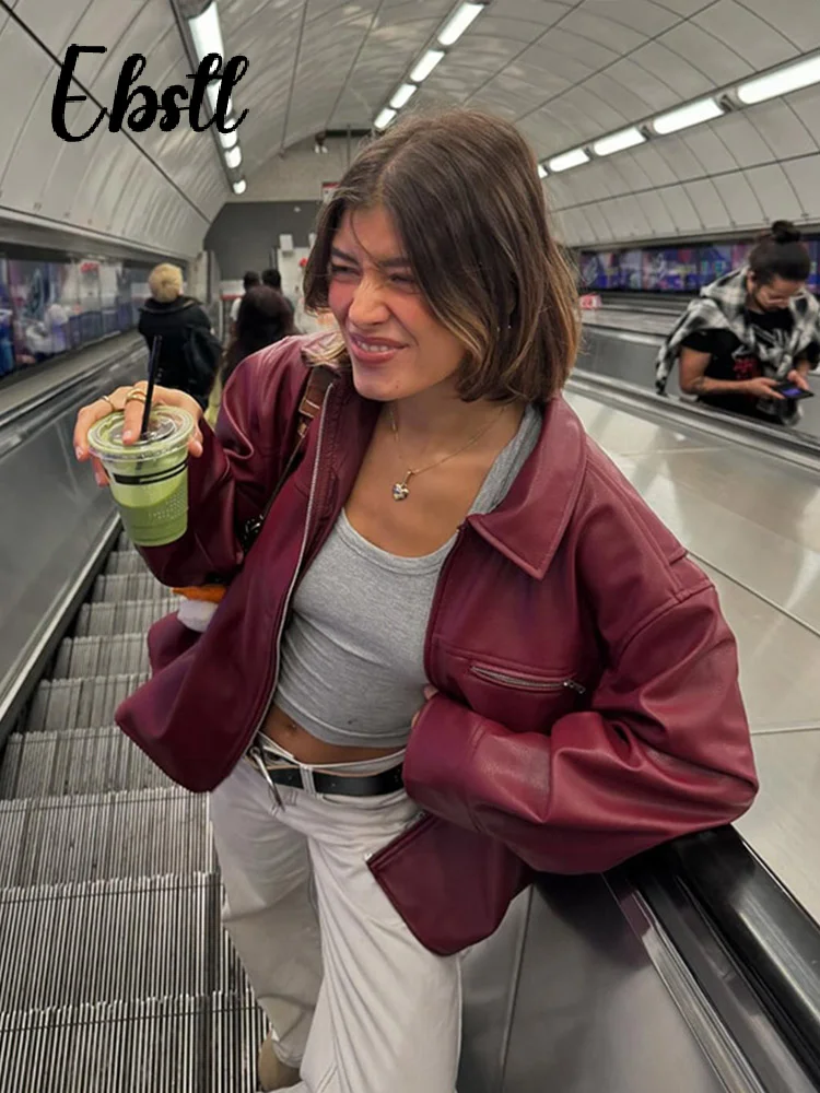 سترة نسائية من الجلد باللون الأحمر والنبيذ مع سحابات فضفاضة وأكمام طويلة معاطف لخريف 2025 ملابس خارجية نسائية كلاسيكية جديدة