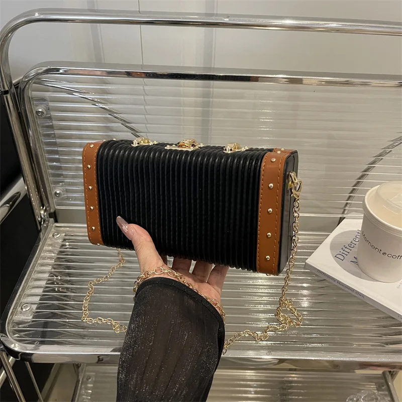 

Simple Mini Fashion Zipper Square Bag 2025 New High Quality Box Bag Casual Crossbody Bags for Woman Bolsos De Mujer