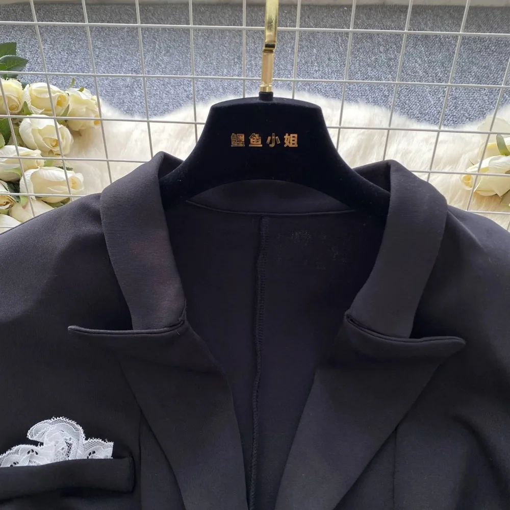 핫스위트 턴다운 칼라 우아한 긴팔, 시크한 레이스 접합 바디수트, 슬림 탑, 한국 섹시 하이 스트리트, 가을 점프수트