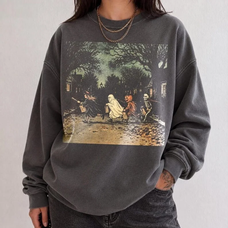 Vintage Halloween Parade Crew Neck Sweatshirt Witch Ghost Skeleton Pumpkin Graphic Pullover Casual Spooky Season Unisex Tops