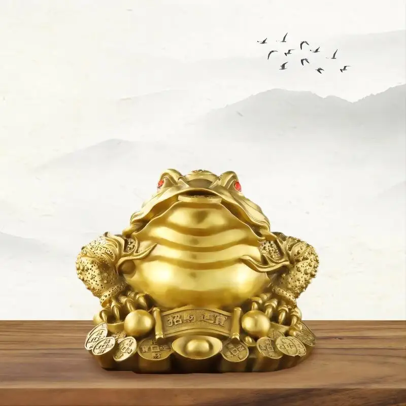Pure brass golden ornament, three-legged , wealth toad, shop opening gift, home decor, wholesale from manufacturer